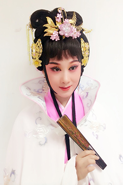 陈梦薇 饰演<<牡丹亭>>中的杜丽娘（梦境）